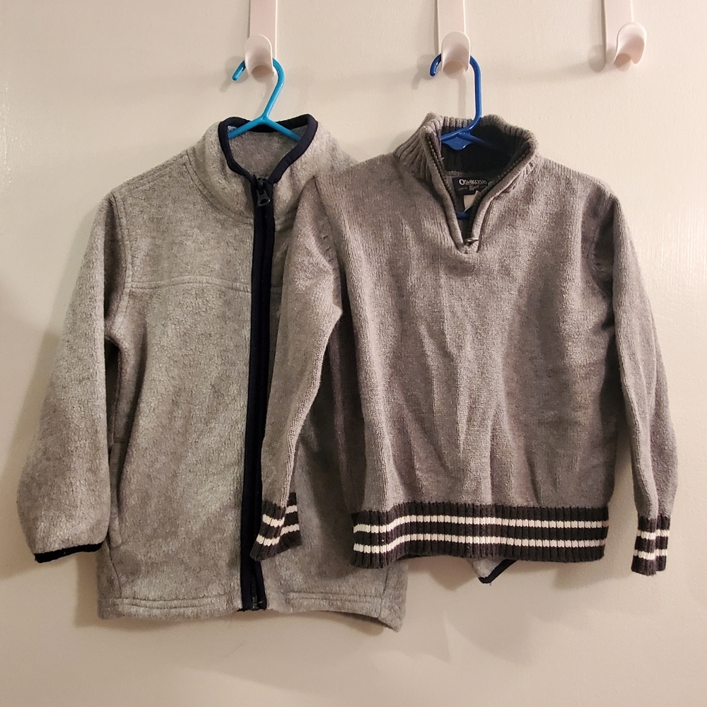 2 Oshkosh boys 4t Sweaters